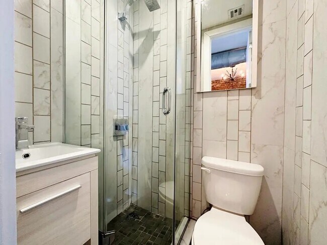 Photo - Furnished room/NOT APARTMENT Unit 2A