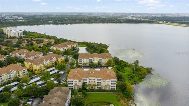 Photo - Beautiful WATERFRONT 3 bedrooms Condo loca... Unidad 404
