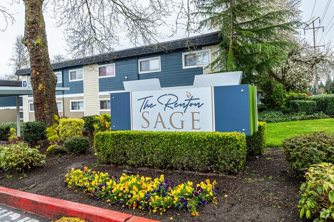 Photo - Rainier Crest