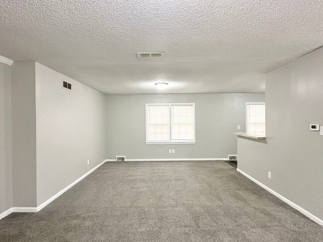 Photo - 2784 Bragg Ln