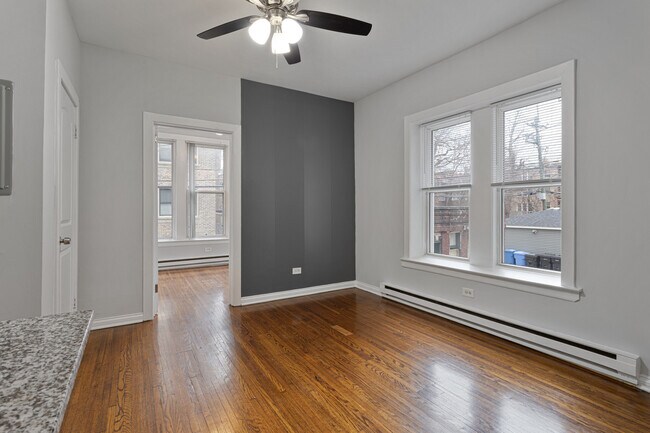 Photo - 1456 W Fargo Ave Unit 101