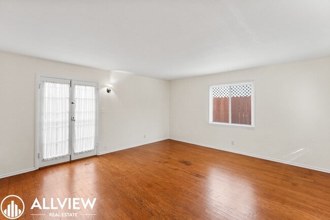 Photo - Charming 1-Bedroom Private Home with Backyard – 6-Month Lease with Month-to-Month Flexibility