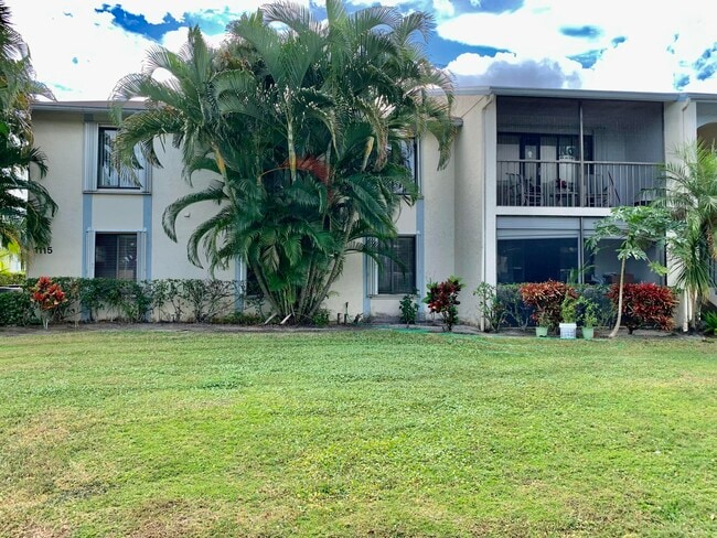Building Photo - 1115 Green Pine Blvd Unit A1 Rental