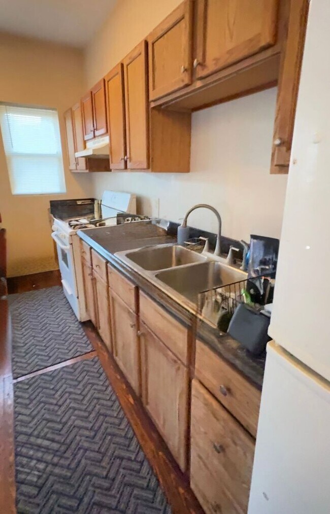 Photo - 283 W Main St Unit 3