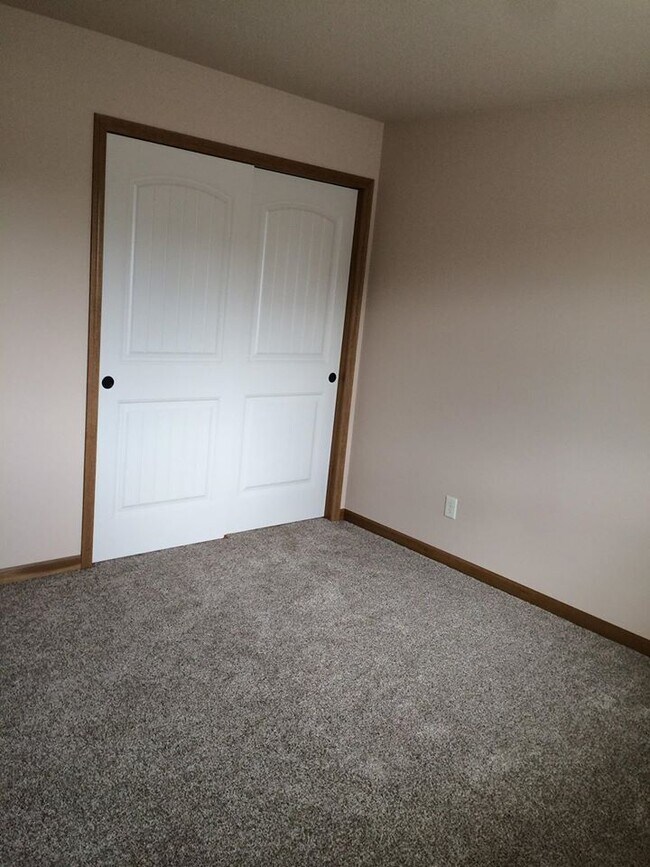 1519 1st Ave NE Unit 203