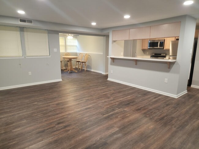 Photo - 9387 Horse Castle Ct