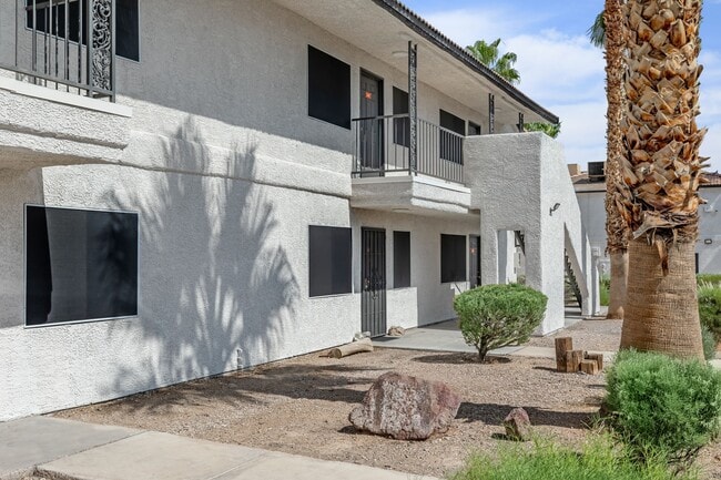 Dash Apartments