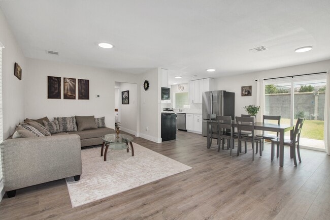 Photo - 1703 Ansbury Dr