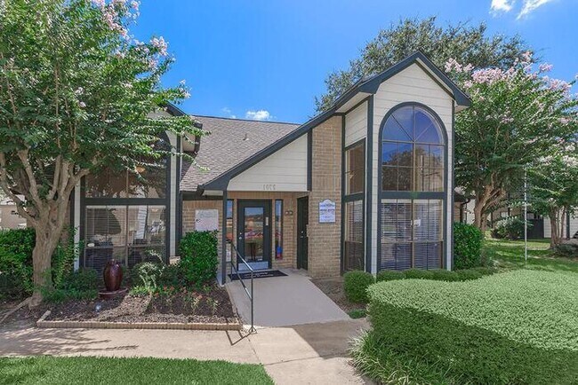 Photo - 2701 13th Ave N Unidad b2