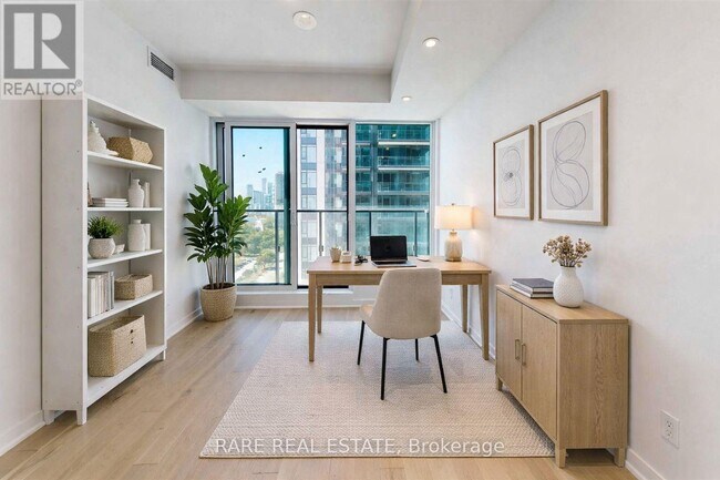 Photo - 1926 Lake Shore Blvd W Unit 1910