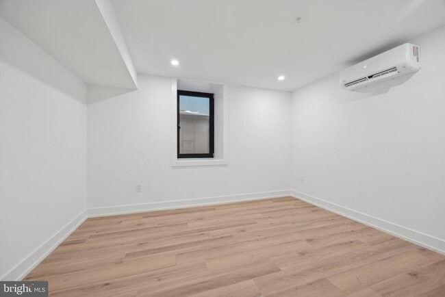Building Photo - 808 N 3rd St Unit 16 Rental