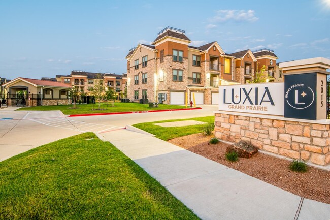 Luxia Grand Prairie - Luxia Grand Prairie Apartments