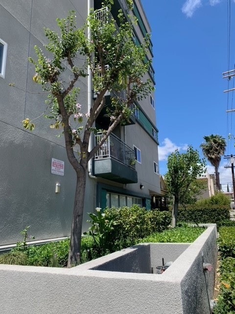 Photo - 959 S Ardmore Ave