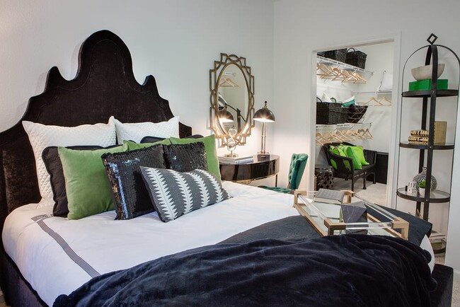 Photo - Cortland Walnut Hill