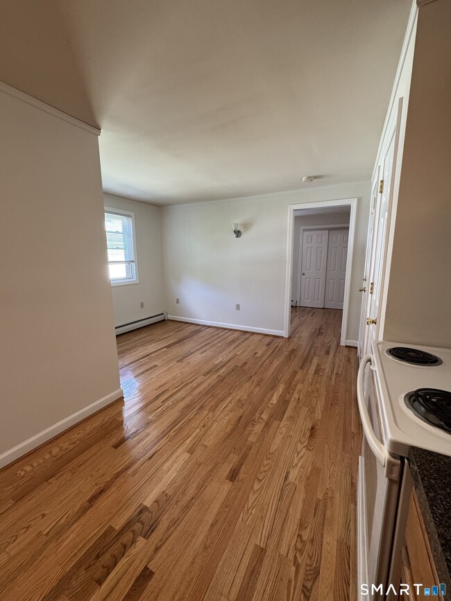 Photo - 90 Kibbe St