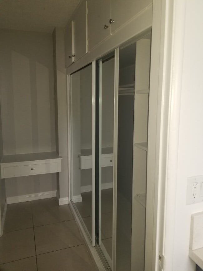 Chateau Sycamore Apartments