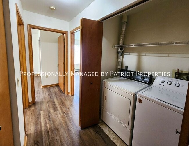 Photo - 934 Jana Ln Unit 4