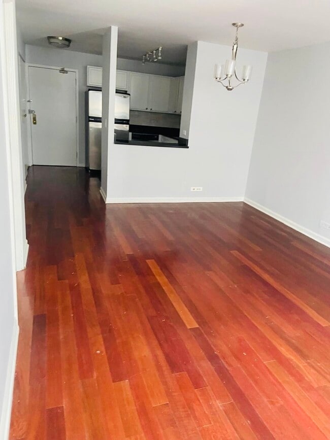 Photo - 222 E Pearson St