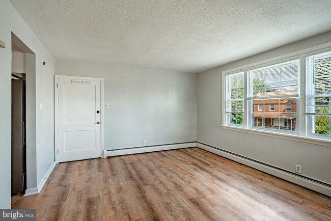 Photo - 4234 Valley Rd