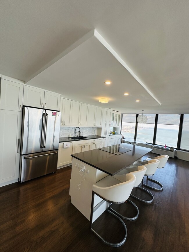 Photo - 505 N Lake Shore Dr