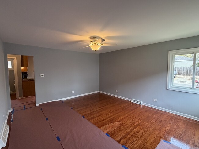 Photo - 170 E Northwest Hwy