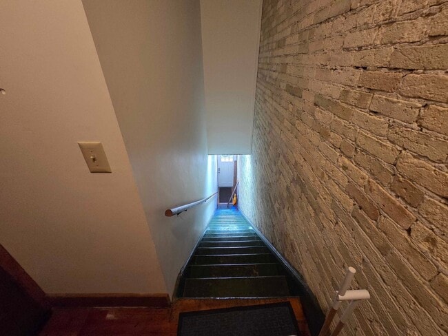 Photo - 232 Main St Unit Upper