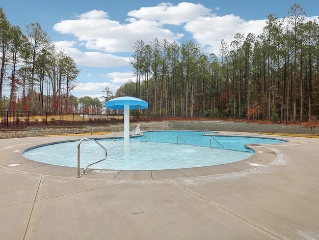 Photo - 799 Red River Dr