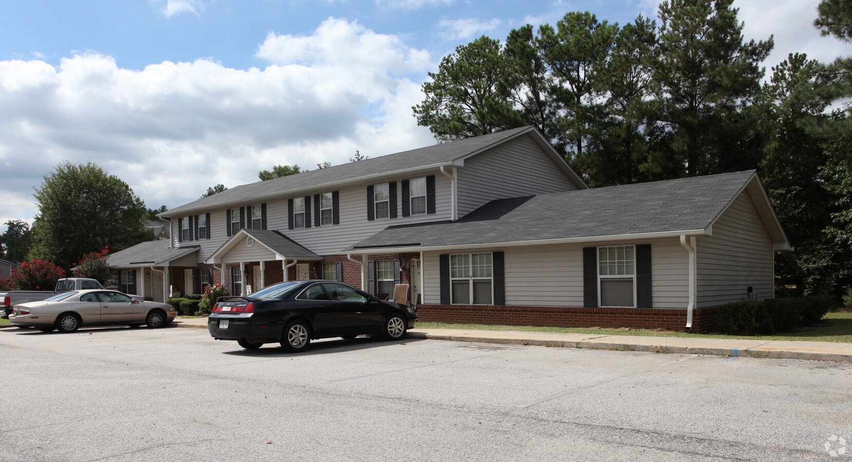 Photo - Brookshire Apartments
