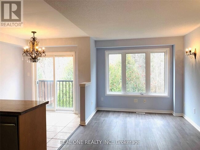 Photo - 1850 Kingston Rd