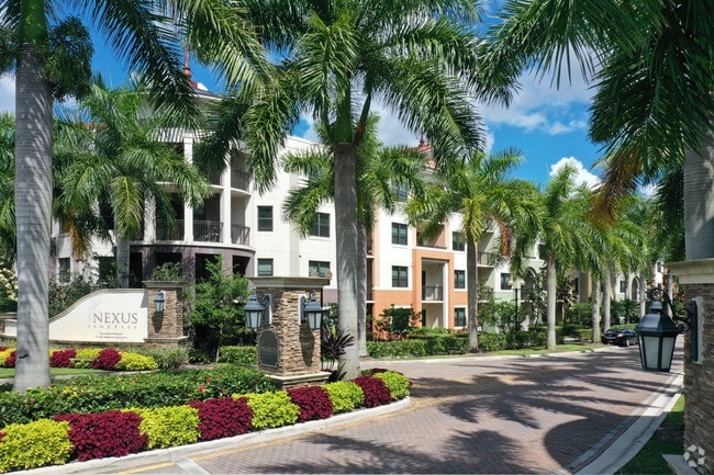 Photo - 10X Sawgrass