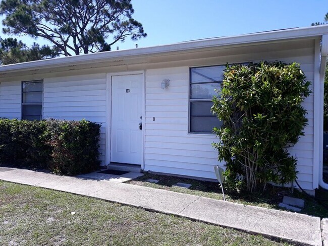 Building Photo - 1961 Convair St SE Rental