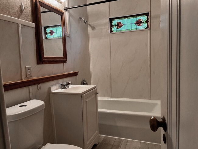 Photo - 5035 Walnut St Unit 5035 Walnut