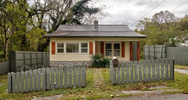 Photo - 65 Nason St