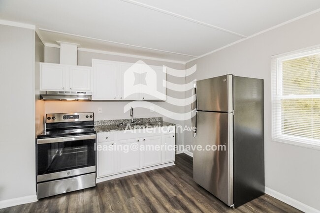 Photo - 2945 Eastway Dr