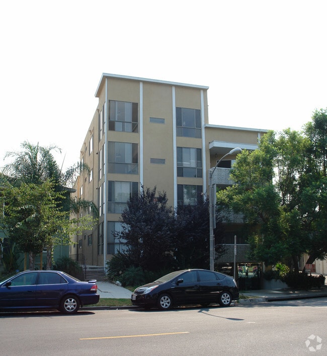 Roxbury Manor