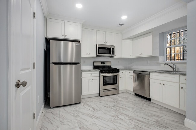 475 S 14th St Unit 1