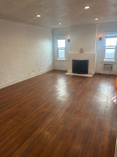 Photo - 6107 Saturn St