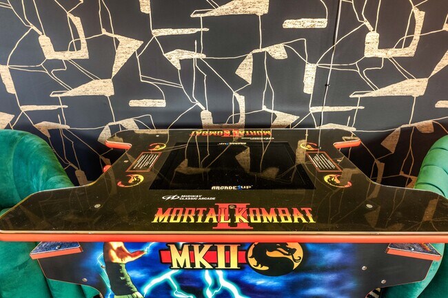 Photo - 1400 N Orange Dr