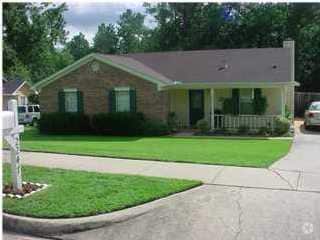 Building Photo - 2247 Woodlea Dr E Rental
