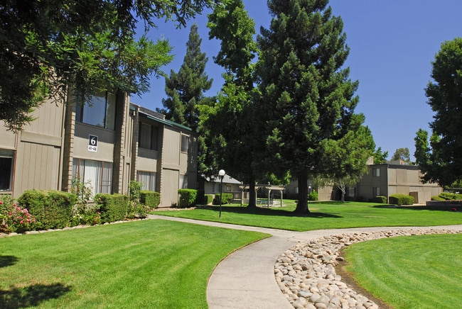 Photo - Clover Ridge Apartments