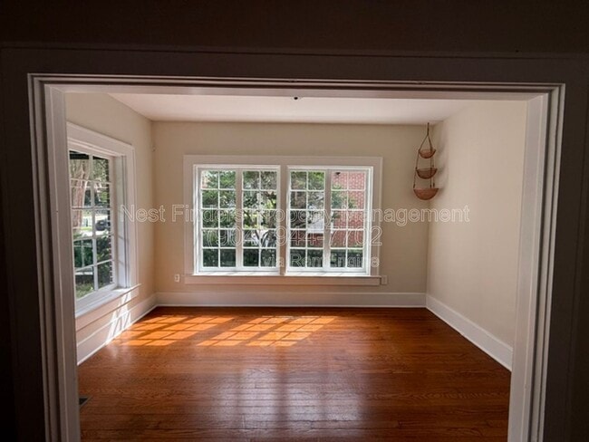 Photo - 3520 Pine St