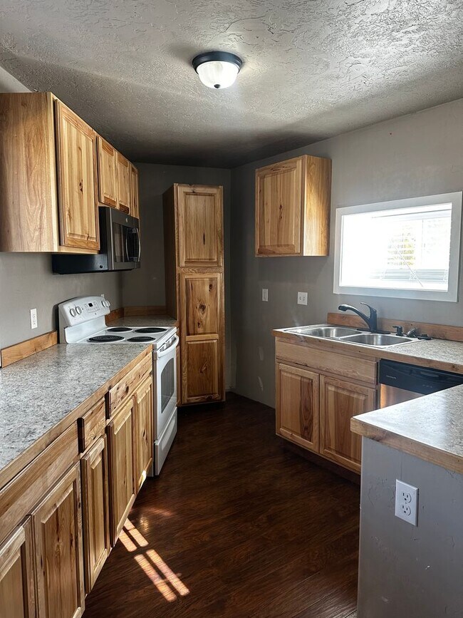 Photo - Great Inkom Property. One Bedroom One Bath...