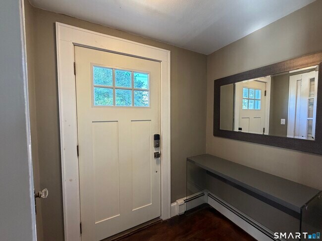 15 Overland Ave