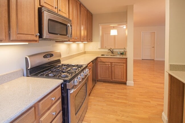 Photo - 318 Rindge Ave Unit 116