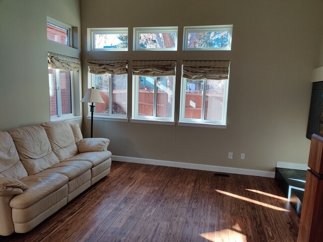 16211 E Princeton Cir