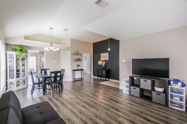 Photo - 4311 Duesenberg Ct