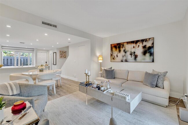 Photo - 1991 NE 15th Ave