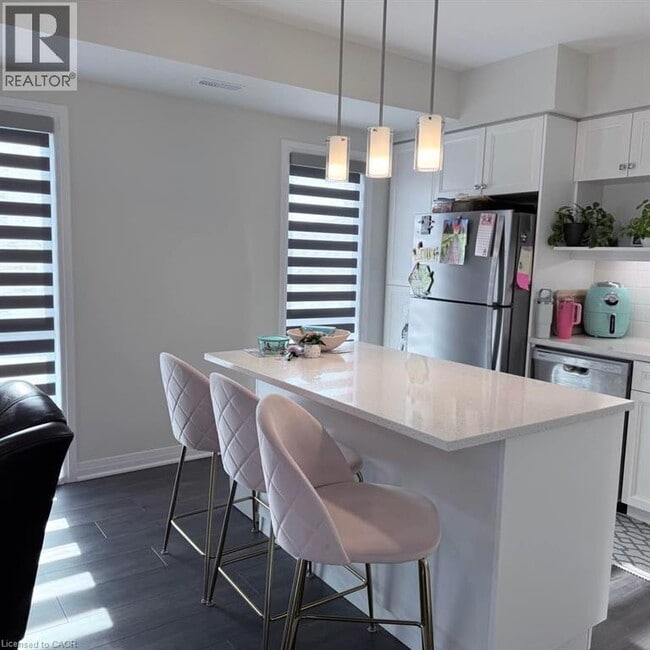 Photo - 32 Urbane Blvd