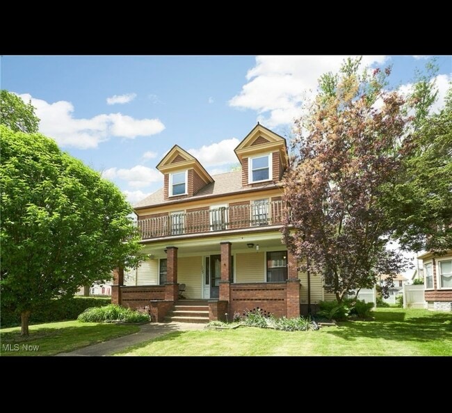 Photo - 1727 Woodland Ave NW Apartamentos Unidad #2 Woodland