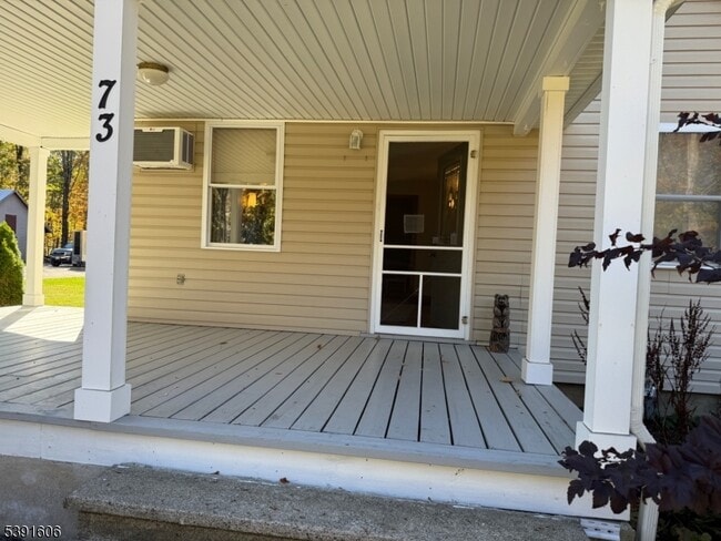 Photo - 73 Kiel Ave